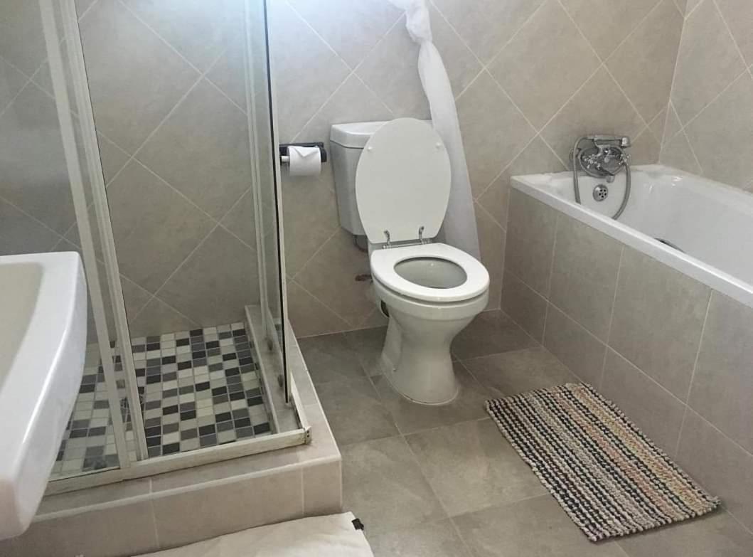 Aandrus Guesthouse Блумфонтейн Экстерьер фото